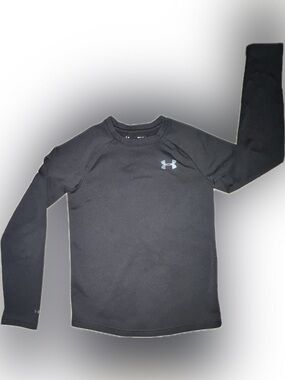 Boys Extra thick long sleeve UA top, size YL